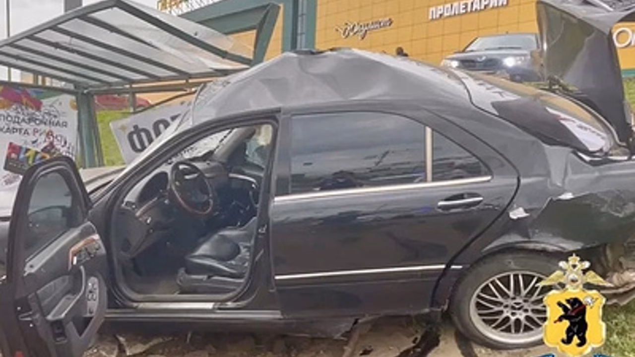 После наезда водителя иномарки на людей и остановку в Ярославле завели дело