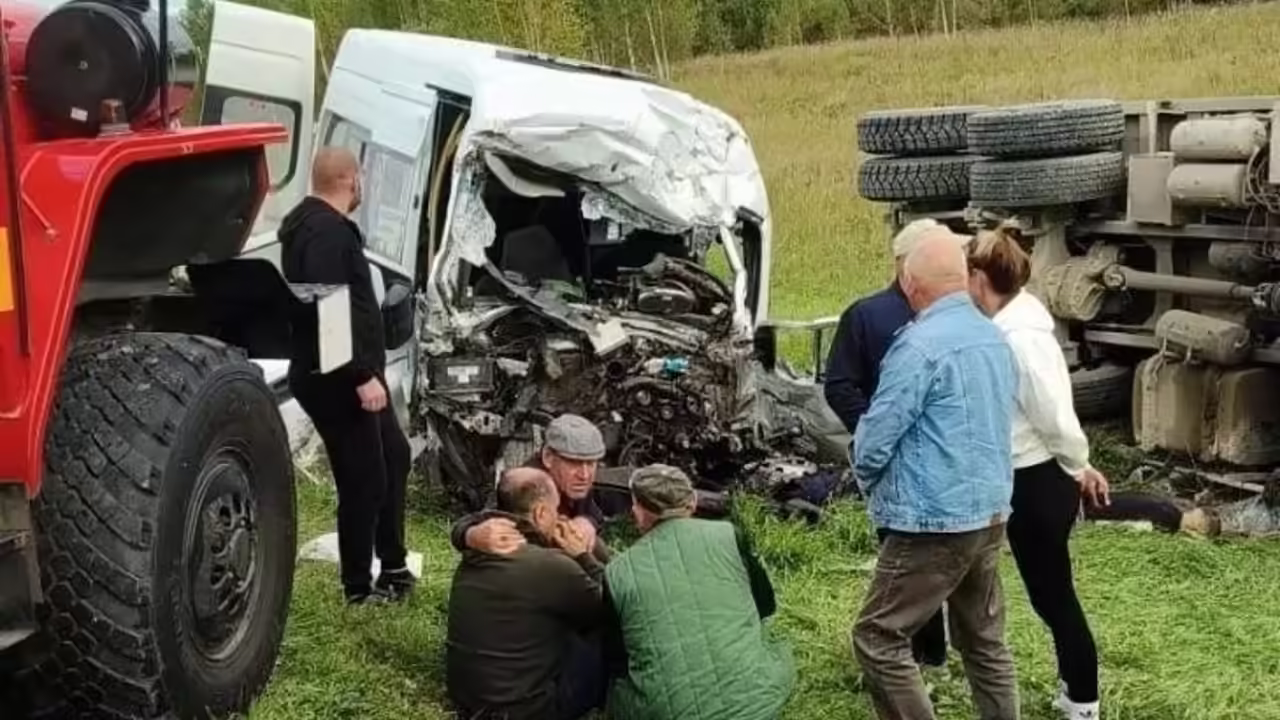 Спасатели рассказали подробности ДТП возле Плотниково с 12 пострадавшими
