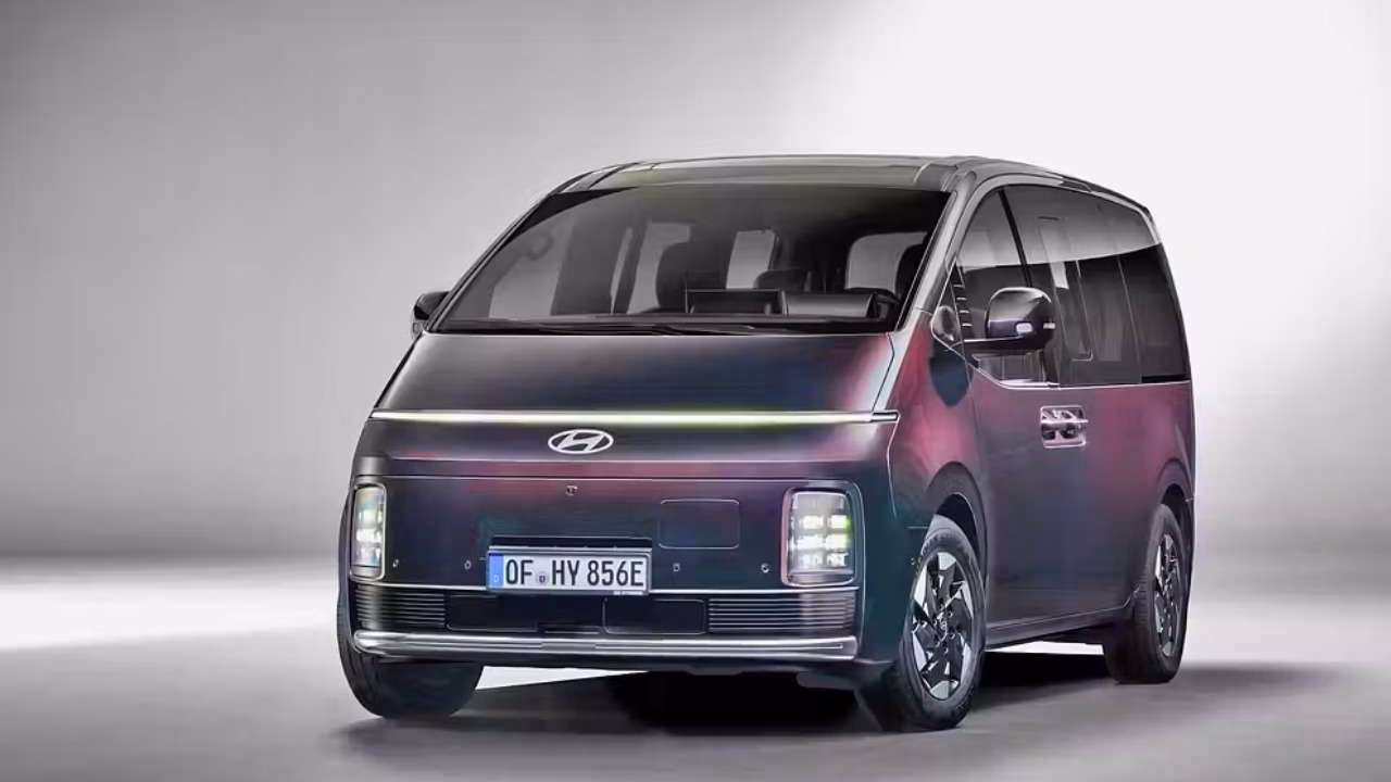 Новый Hyundai Staria EV готов буксировать 2 тонны и питать стройку
