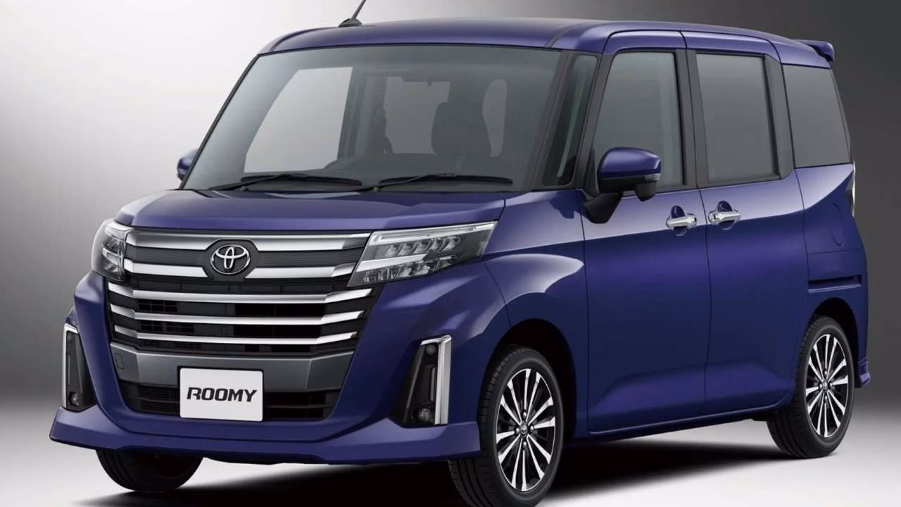 «Карманный» минивэн Toyota стал зорче и умнее