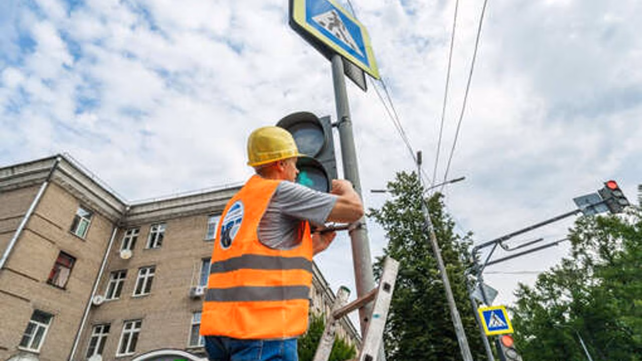 В 12 округах Подмосковья починили светофоры