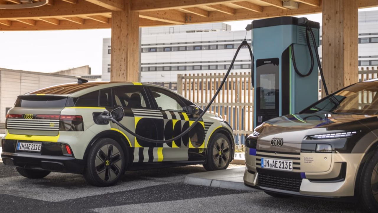 Audi показала новые фото электрокара A2 e-tron