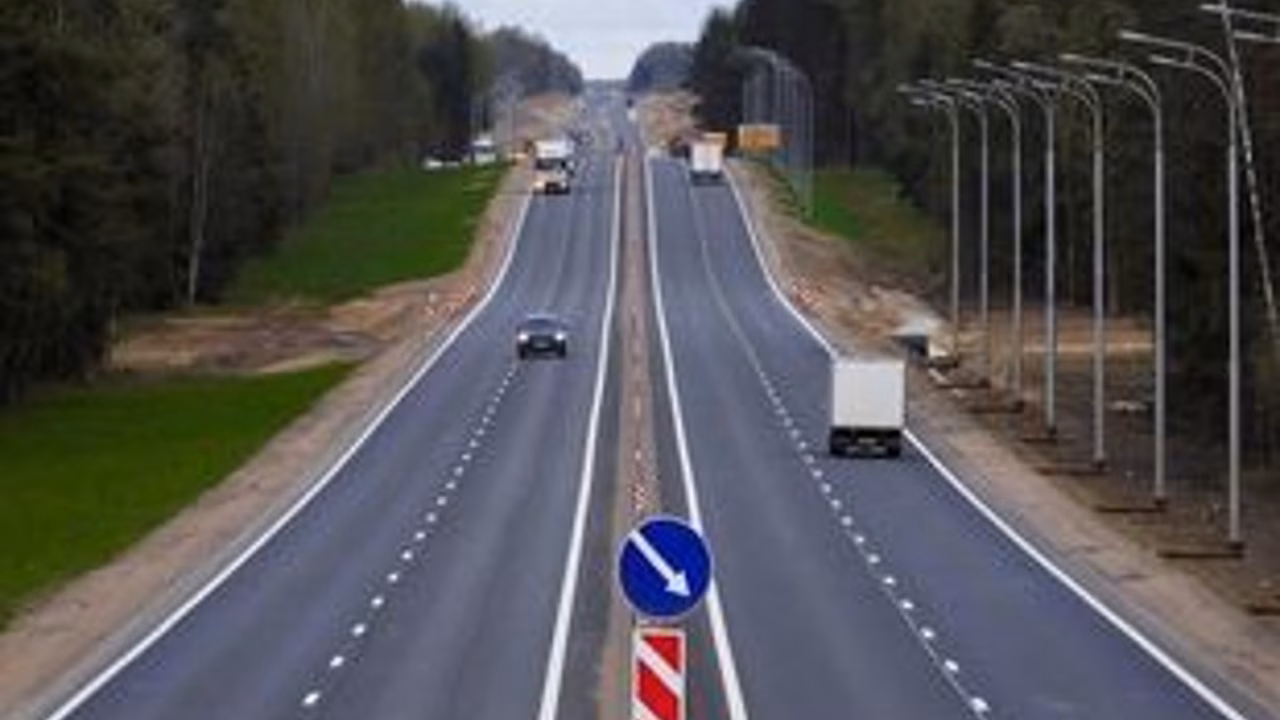 Более 560 км федеральных дорог Тверской области приведут к нормативу до конца 2028 года