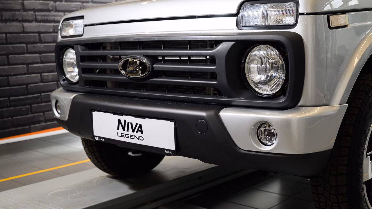 АвтоВАЗ показал возможности обновленной Lada Niva Legend на видео