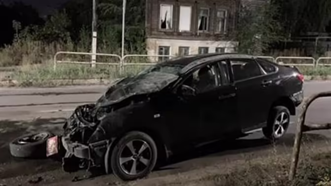 BMW влетел в Nissan на перекрестке в Сызрани: 5 человек в больнице