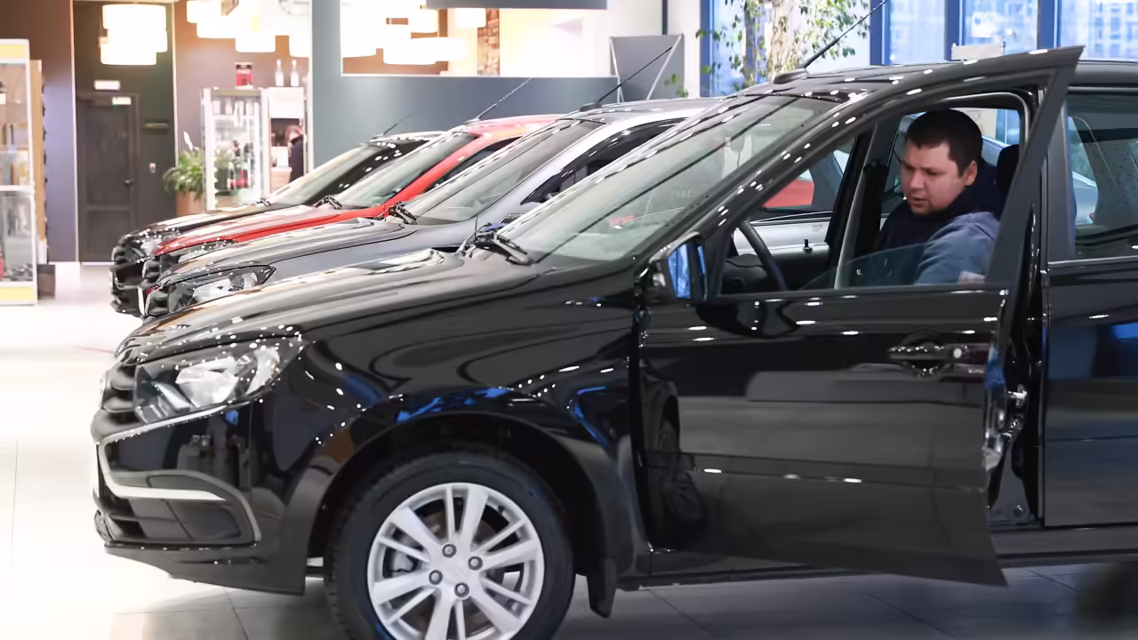 Эксперт Ярыгин объяснил августовское снижение продаж автомобилей