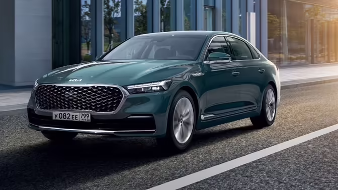 Новый утильсбор изменил цены на Kia KX1 в России