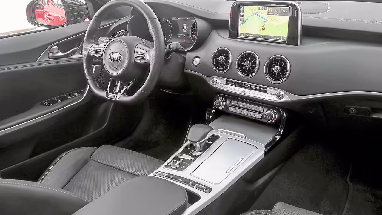 Kia Stinger с пробегом: достоинства, недостатки и цены