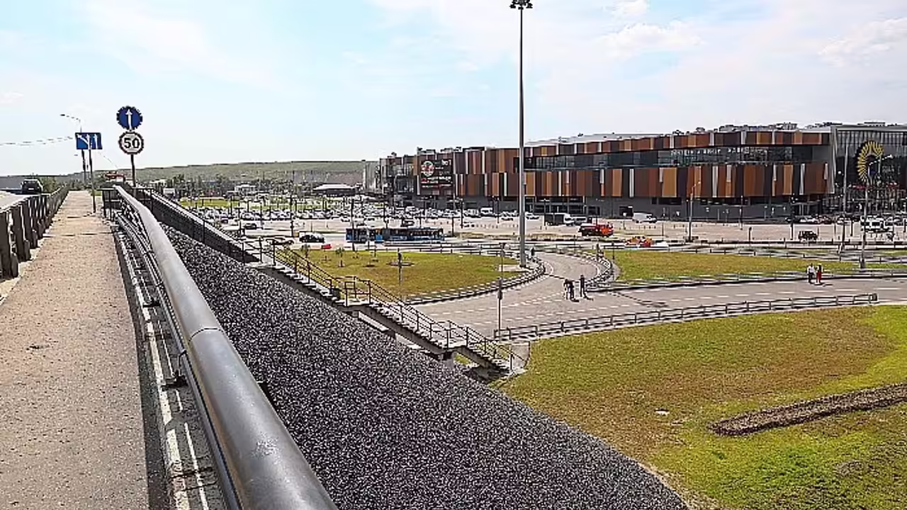 Торговые центры могут сократить парковки