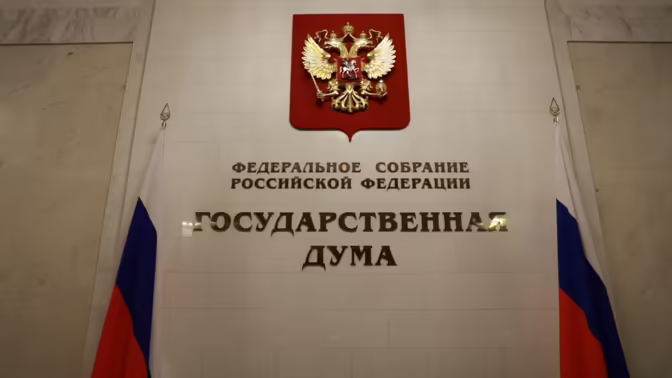 В Госдуме предложили сделать парковки у школ и детсадов бесплатными на час