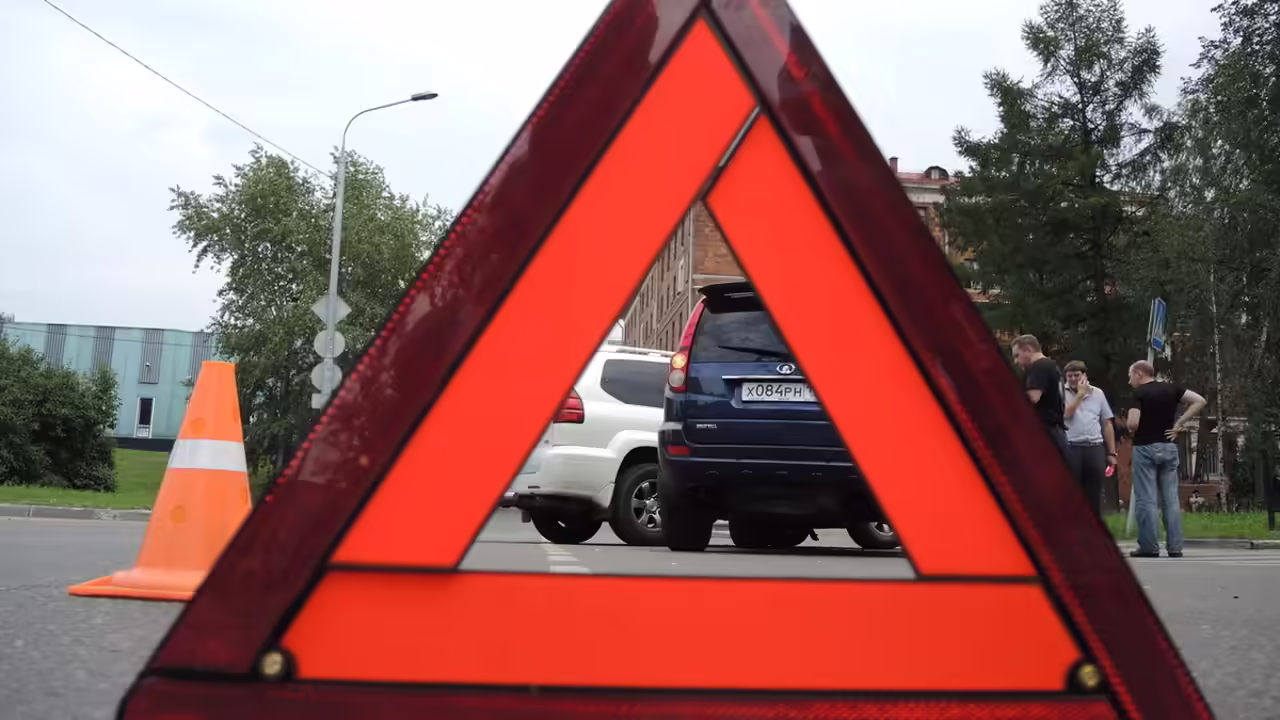 Женщина-водитель погибла в автоаварии на севере Москвы