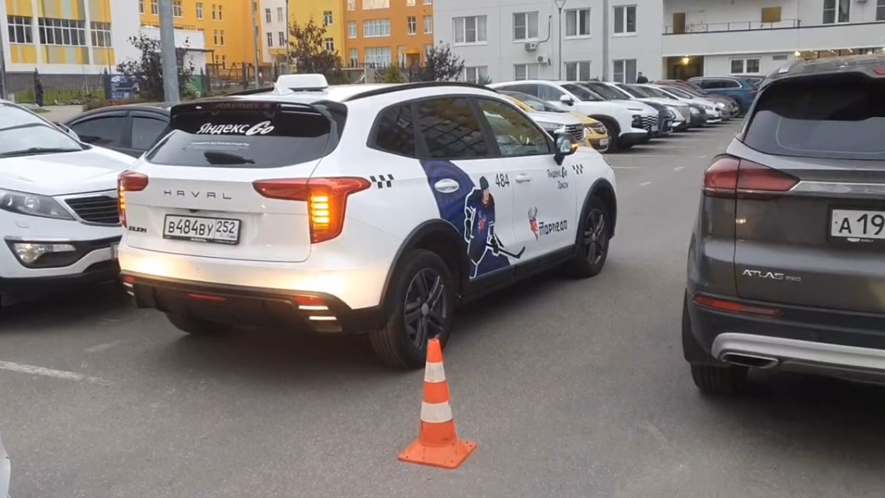 Таксист сбил трехлетнюю девочку в Нижнем Новгороде