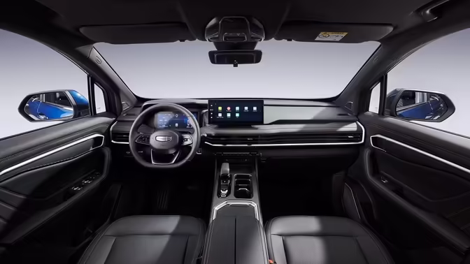 Geely в сентябре повысила цены на четыре популярных кроссовера