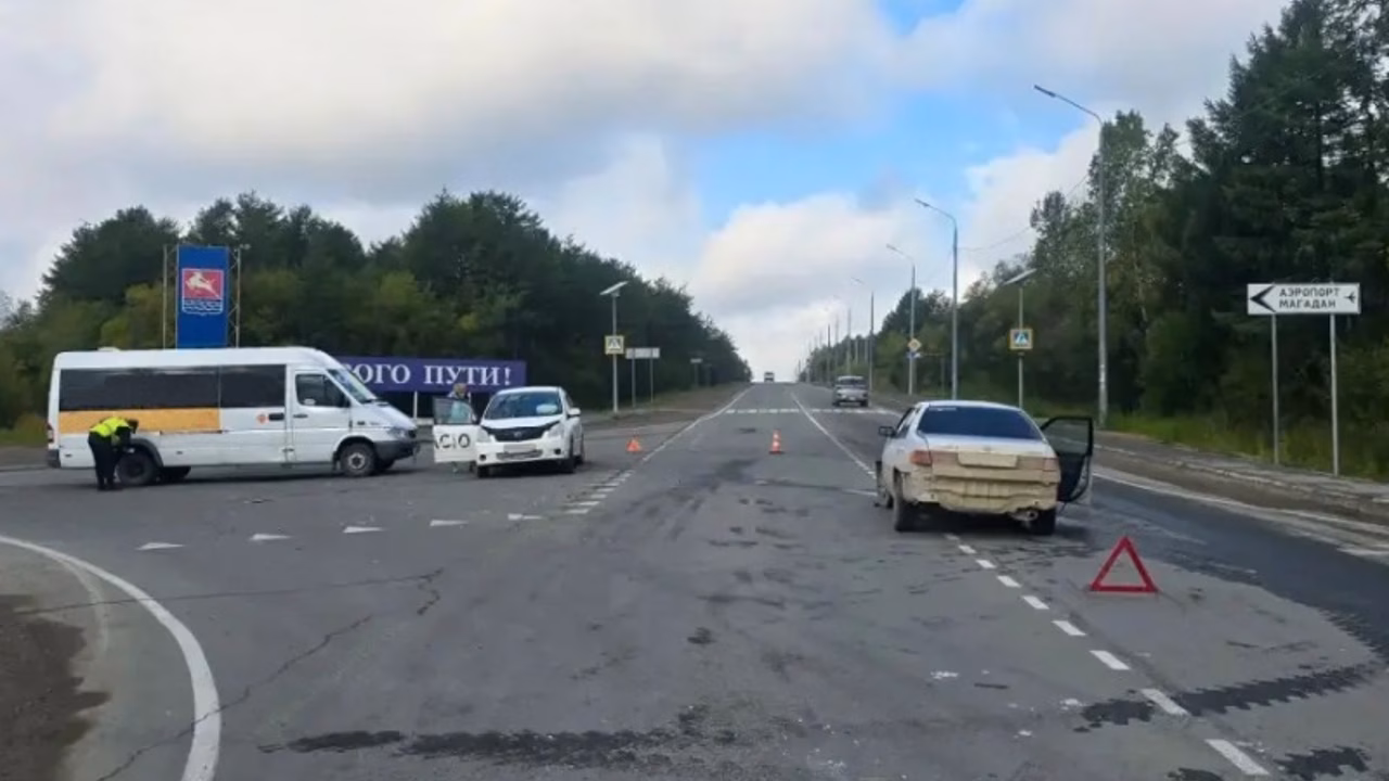 В ДТП у аэропорта Магадана погибла женщина