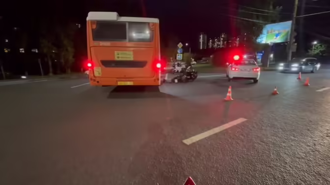 Мотоциклист пострадал в ДТП с автобусом в Нижнем Новгороде