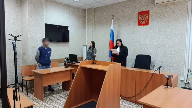 Ижевчанин из хулиганских побуждений сжёг автомобиль на парковке
