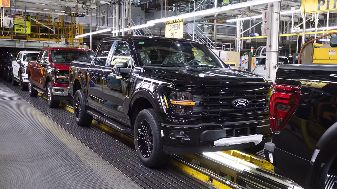 Администрация Трампа потребовала от Ford сократить связи с Китаем