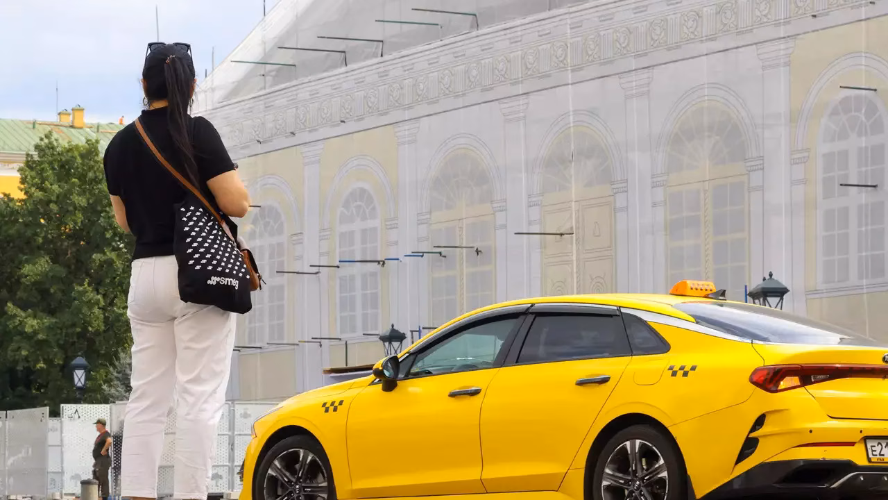 НАПИ: в российском такси растет доля китайских автомобилей