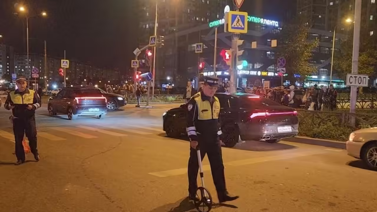 В Екатеринбурге грузовик насмерть сбил 81-летнюю пенсионерку на электросамокате