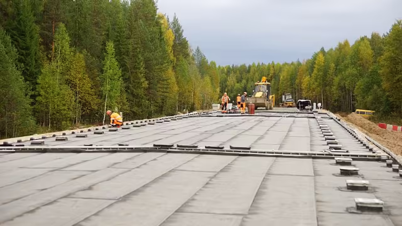 До Подосиновца впервые строят асфальтовую дорогу