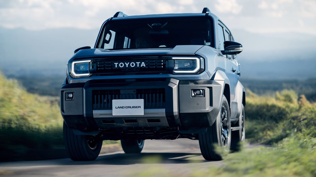 В России начались продажи Toyota Land Cruiser FJ по цене от 6,9 млн рублей