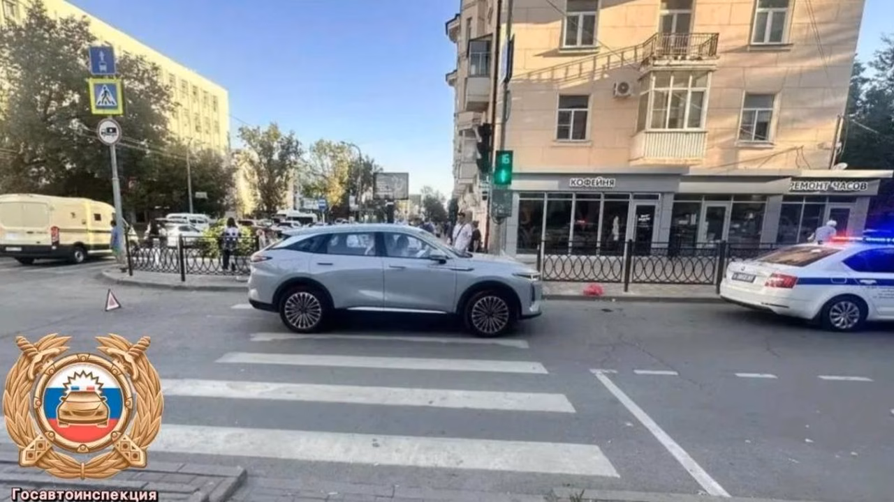 В центре Ростова в ДТП пострадал пожилой пешеход