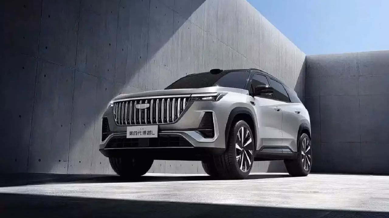 Geely Atlas 2027 года показали на официальных фото