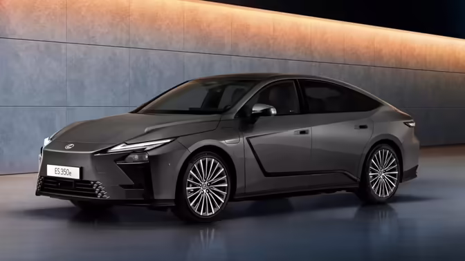 В Казахстане стартовали продажи нового Lexus ES